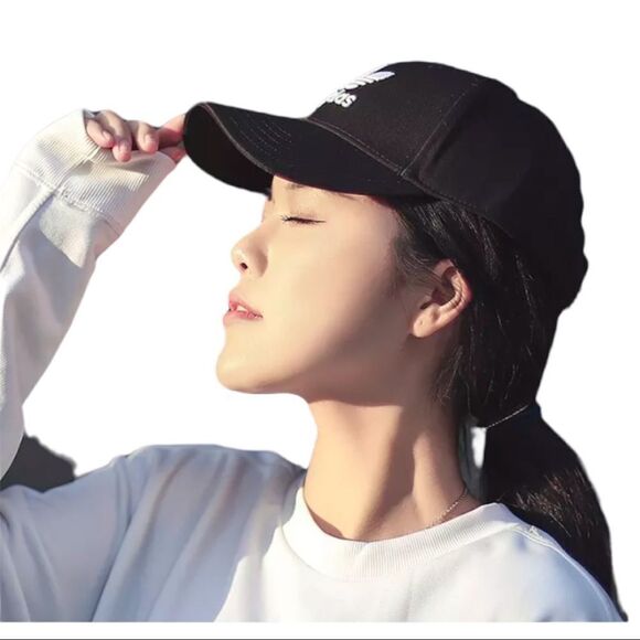 Adidas unisex black cap!! Nwot - Picture 2 of 11